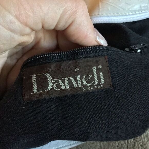 VTG Danieli Large White Geometric Tote Beach Bag - Picture 6 of 7